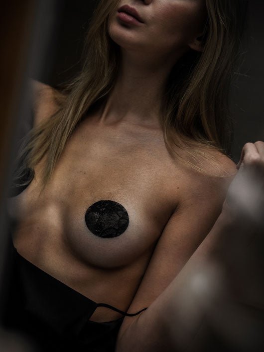 BLACK LACE CIRCLE NIPPLE COVERS - Lucile-mex